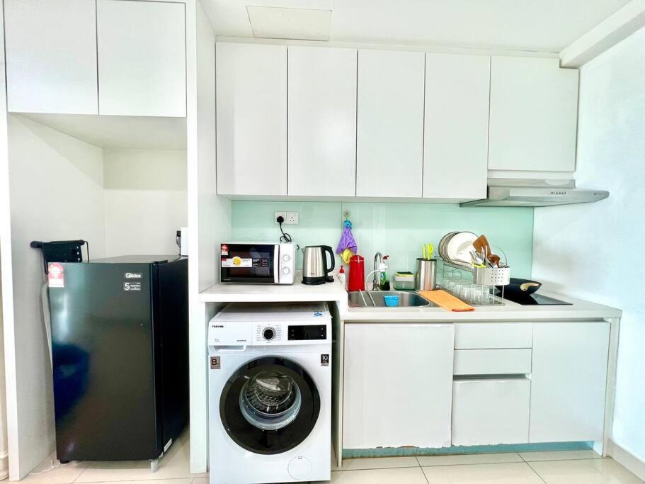 T3 1-10 Pax Trefoil 2Room Setia Alam Cozy Home Wifi Tv 外观 照片